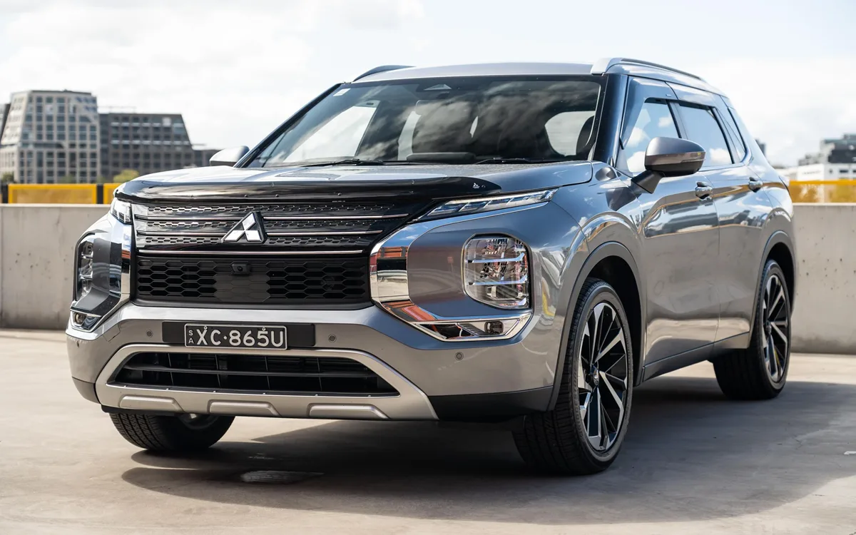 Mitsubishi Outlander Aspire PHEV AWD